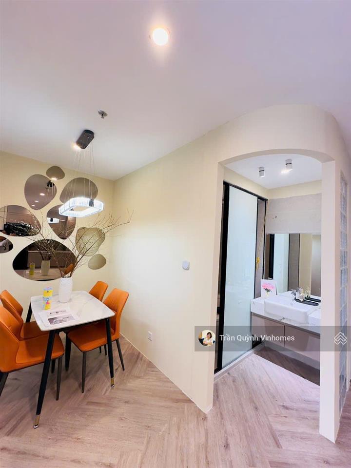 Bán căn hộ 1pn+ căn to 52m² full đồ nội thất cao cấp tòa mới nhất, view tây nam gần bến bus