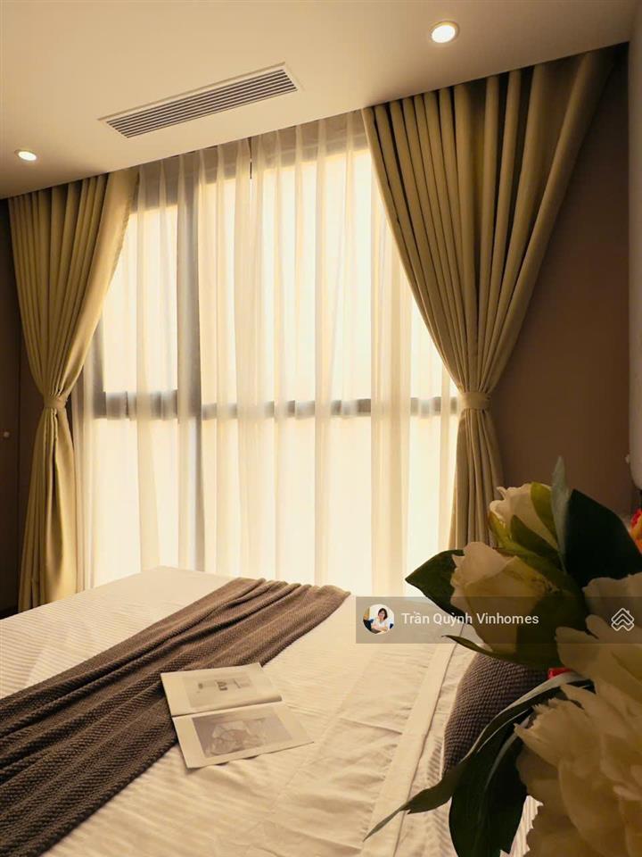 Bán căn hộ 1pn+ căn to 52m² full đồ nội thất cao cấp tòa mới nhất, view tây nam gần bến bus