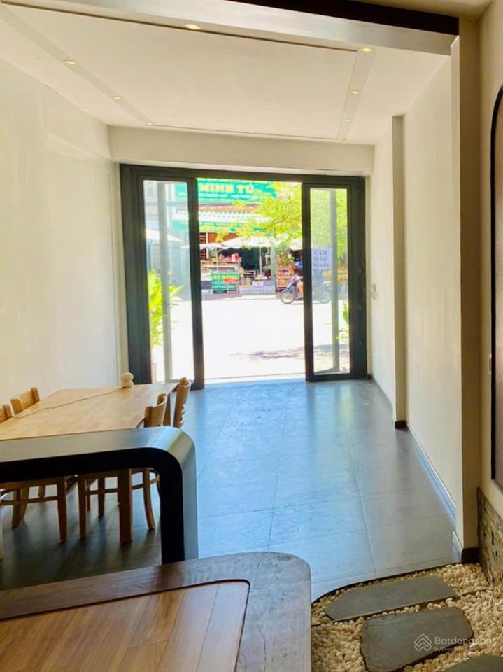 Bán nhà mặt tiền huỳnh tấn phát, 32,7m2, trệt, lầu  đối diện chợ phú xuân, bách hóa xanh 9,26 tỷ