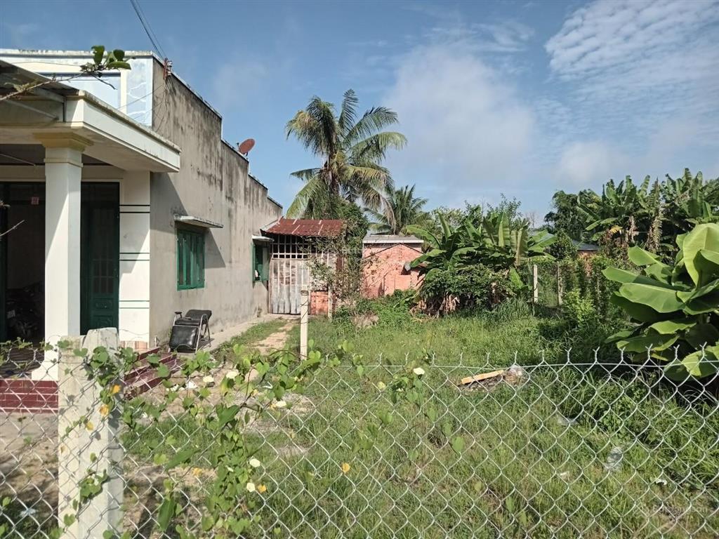 Bán nr tại 23 ngô quyền, 1,1 tỷ, 196m2, 2pn, pháp lý đầy đủ