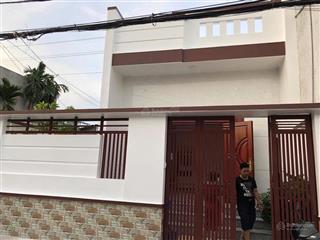 Cho thuê nhà nguyên căn, mặt tiền 7,5 m, đường thông 5 m. thích hợp làm công ty kết hợp ở