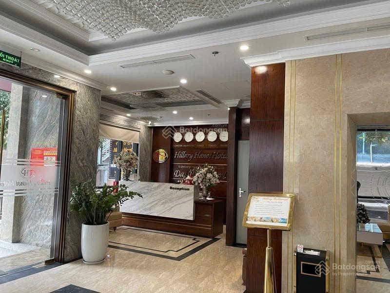 Bán khách sạn 5 sao  lô góc  tại trương công giai  cầu giấy hà nội
