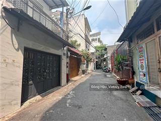 Bán nhà núi thành, etown  dt 4.4 x 23m  103m2  2 tầng  giá chỉ 100tr/m2  10.7 tỷ