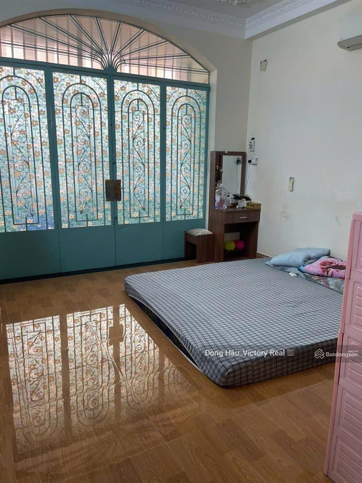 Bán nhà hồng lạc  dt 4,3 x 13,5  59m²  1 trệt 2 lầu sân thượng  giá 7,4 tỷ tl