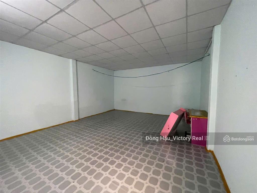 Cho nhà nguyên căn văn chung  dt 5.2 x 13  2 tầng  ga t3  giá 11 triệu/tháng còn tl