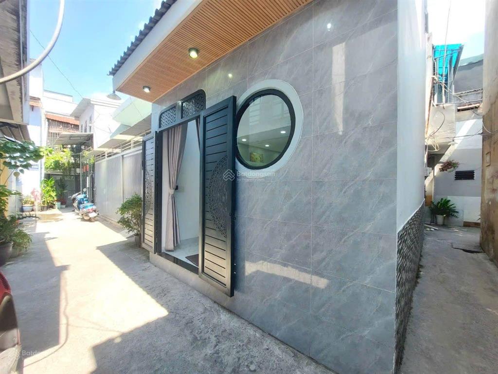 Nhà 1 lửng 28.1m2 căn góc hẻm thông đường quang trung, sát chung cư khang gia