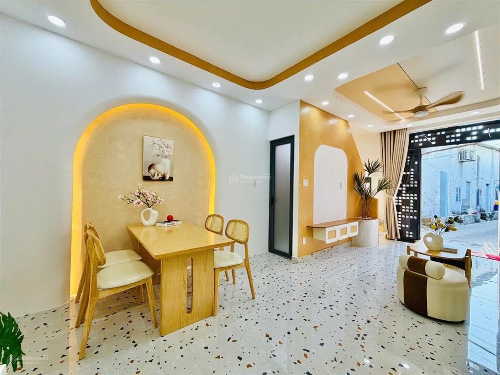 Nhà 1 lầu 30.8m² hẻm 3m thông, đường số 18, ngay công viên làng hoa