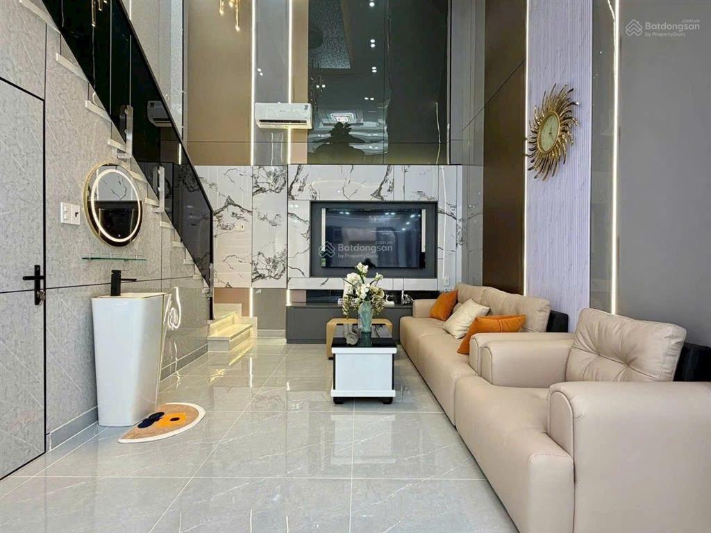 Nhà 5 tầng 36.2m2 hẻm xe hơi đường huỳnh văn nghê, gần chợ phạm văn bạch