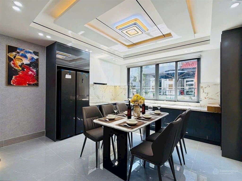 Nhà 5 tầng 36.2m2 hẻm xe hơi đường huỳnh văn nghê, gần chợ phạm văn bạch