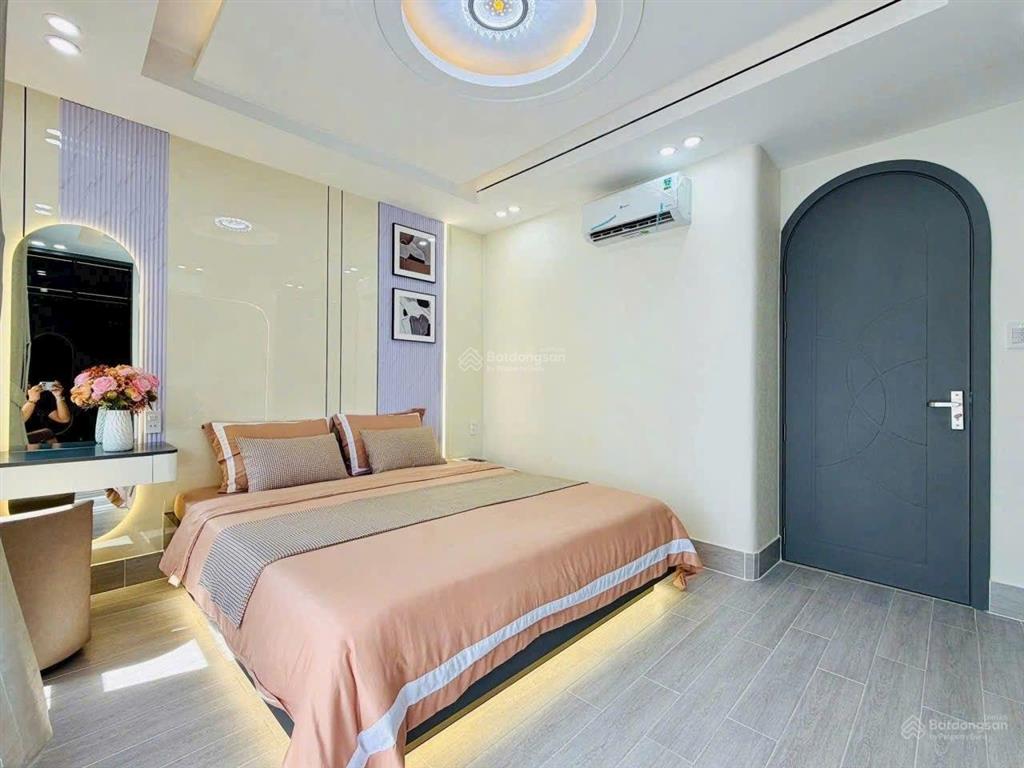 Nhà 5 tầng 36.2m2 hẻm xe hơi đường huỳnh văn nghê, gần chợ phạm văn bạch