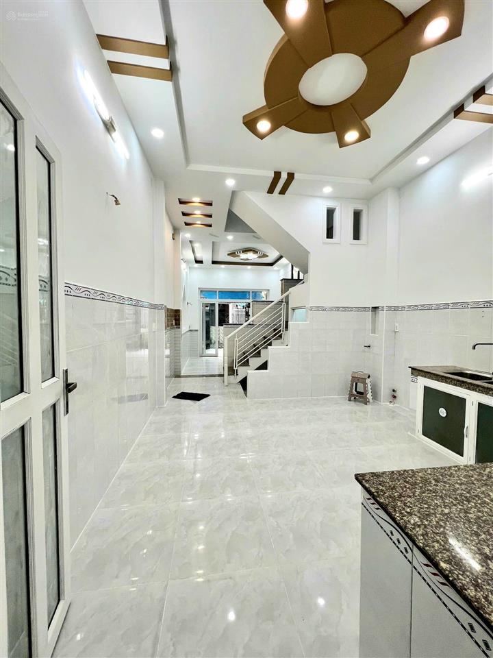 Nhà 1 lầu 67m2 sát mặt tiền phạm văn chiêu, gần chợ thạch đà