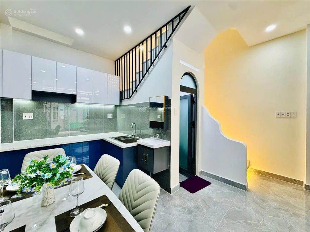 Nhà xây mới 2 lầu 42.7m2 khu đồng bộ đường số 59, đi bộ ra chợ thạch đà.
