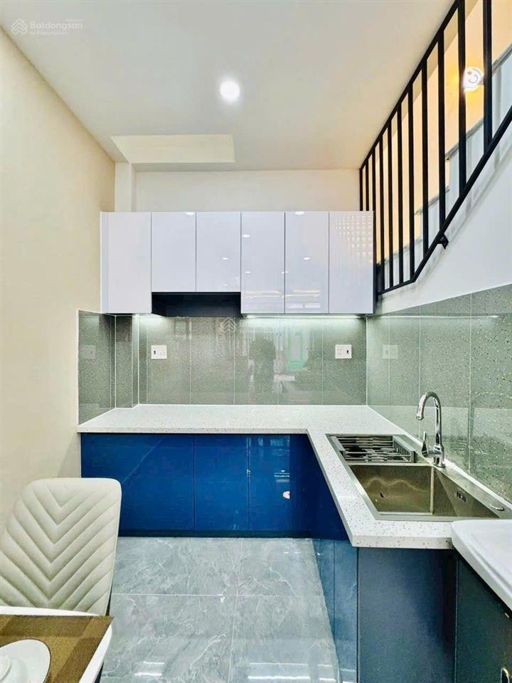 Nhà xây mới 2 lầu 42.7m2 khu đồng bộ đường số 59, đi bộ ra chợ thạch đà.
