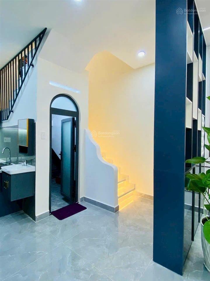 Nhà xây mới 2 lầu 42.7m2 khu đồng bộ đường số 59, đi bộ ra chợ thạch đà.