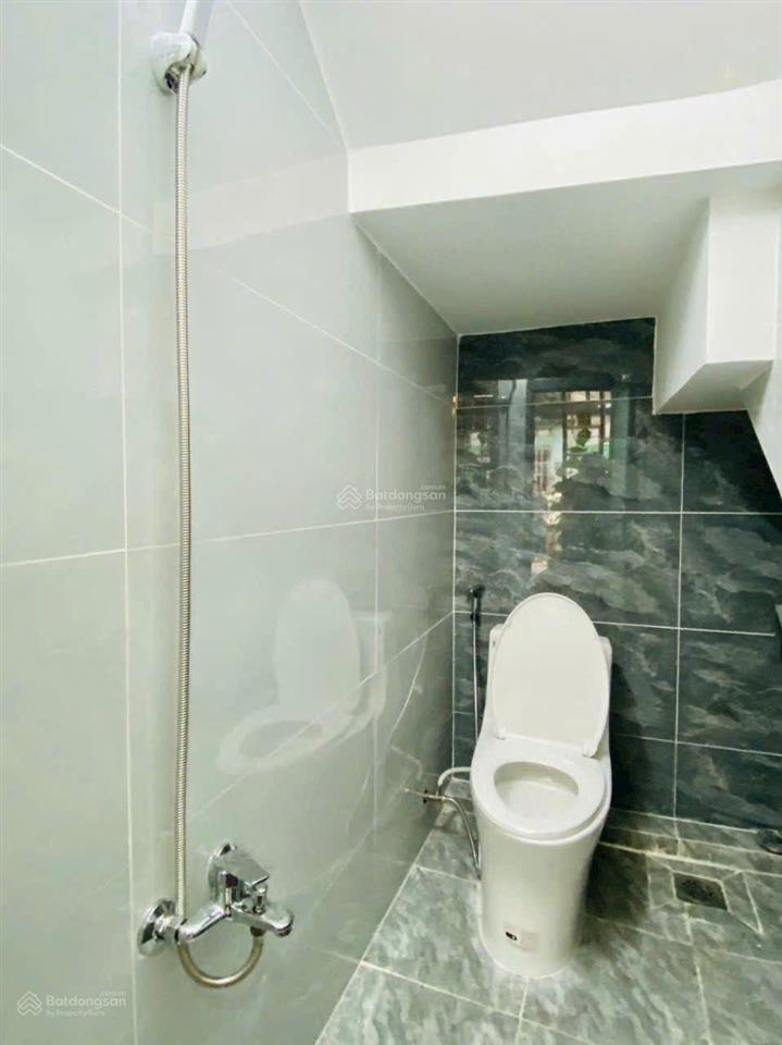 Nhà xây mới 2 lầu 42.7m2 khu đồng bộ đường số 59, đi bộ ra chợ thạch đà.