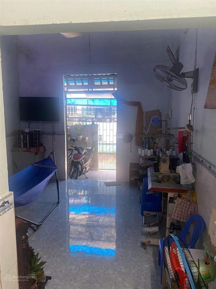 Nhà q12 84m2 hẻm thông gần chung cư thạnh lộc, chính chủ chưa 1 lần mua bán
