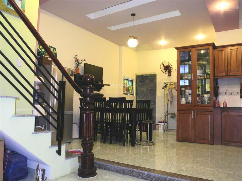 Bán nhà giá như bán đất 104.3m2 đường thống nhất, p. 16, gò vấp