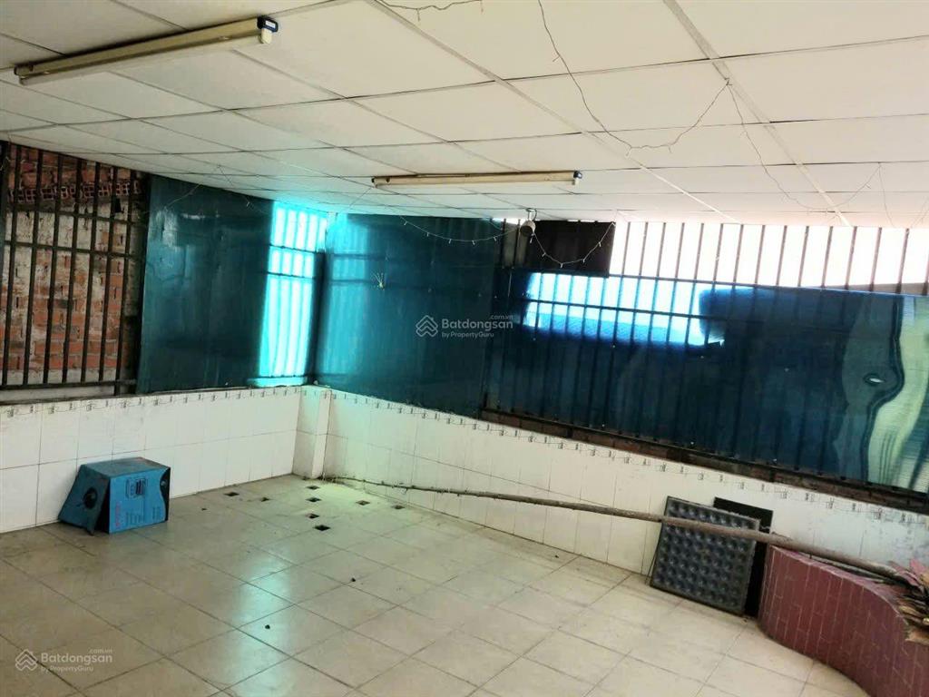 Bán nhà giá như bán đất 104.3m2 đường thống nhất, p. 16, gò vấp