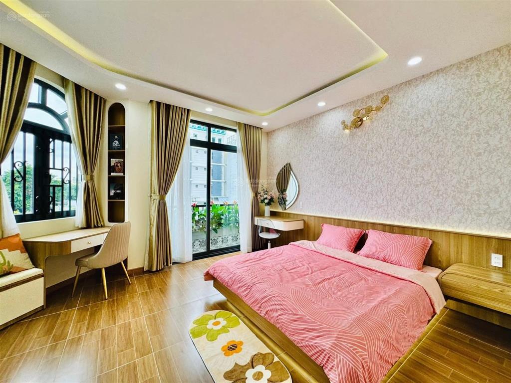 Siêu phẩm xây mới 4 tầng 64.6m² căn góc 2 mặt hẻm xe hơi, gần emart 2
