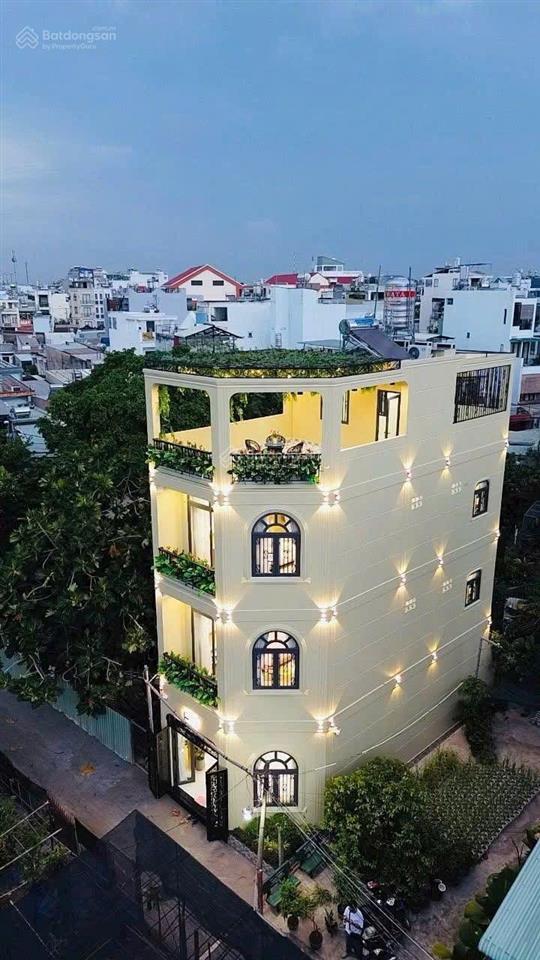 Siêu phẩm xây mới 4 tầng 64.6m² căn góc 2 mặt hẻm xe hơi, gần emart 2