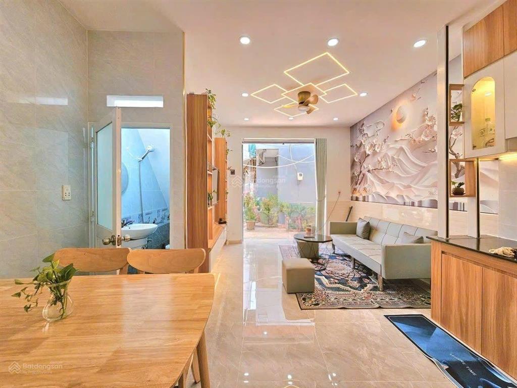 Nhà 1 lầu 22m² hẻm xe hơi trước sau đường bùi quang là, gần emart 2