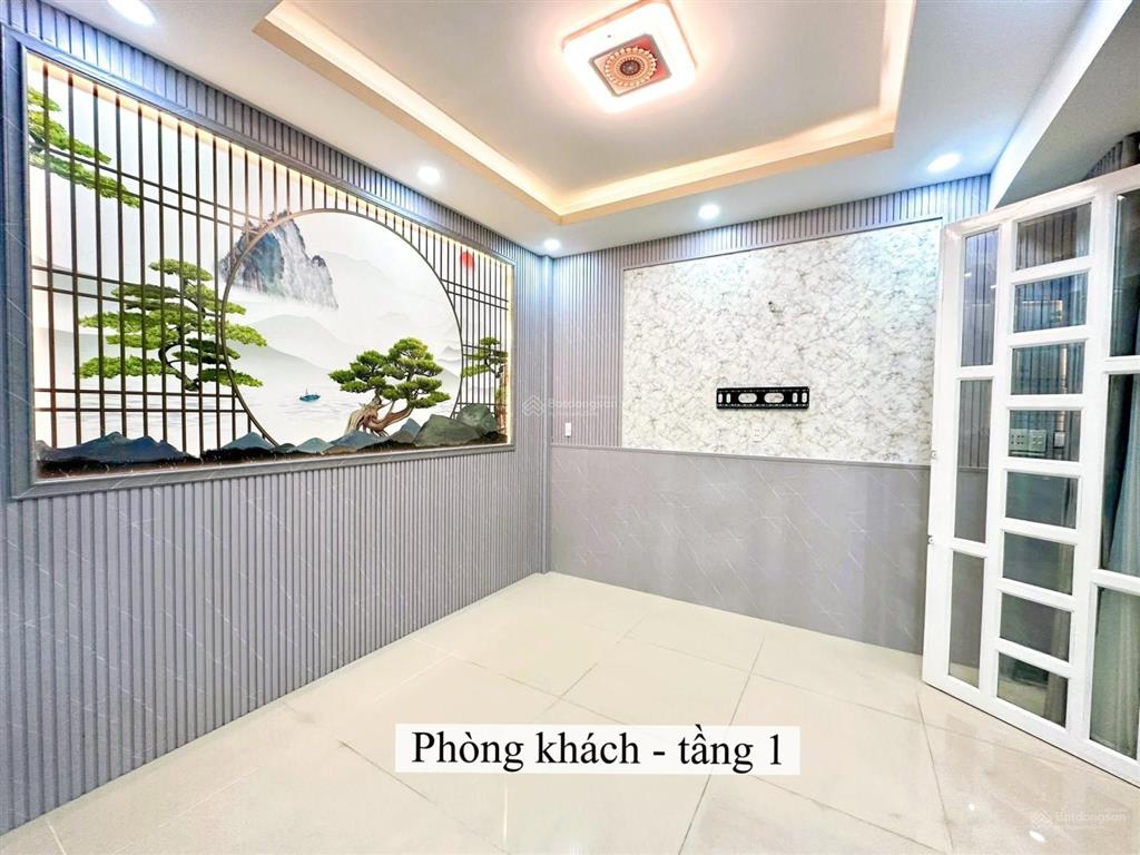 Nhà 1 lầu 41m² hẻm xe hơi, chỉ 10m ra mặt tiền, ngay công viên làng hoa