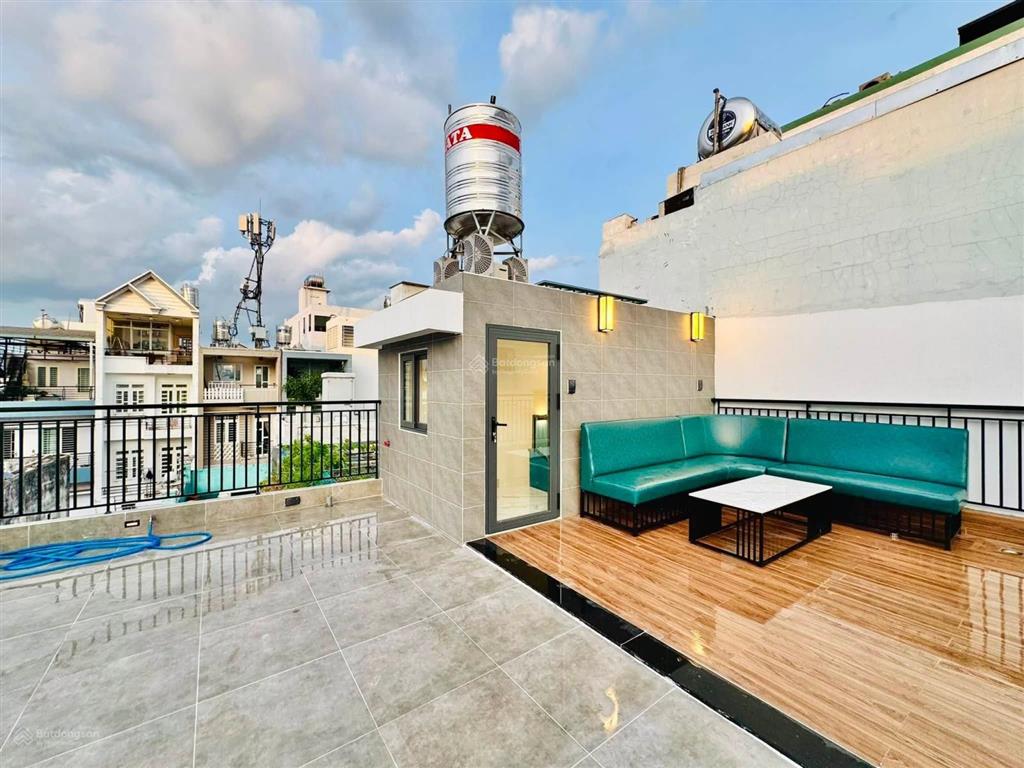 Nhà xây mới 5 tầng 57,3m2 căn góc 2 mặt đường số 30, ngay chợ an nhơn