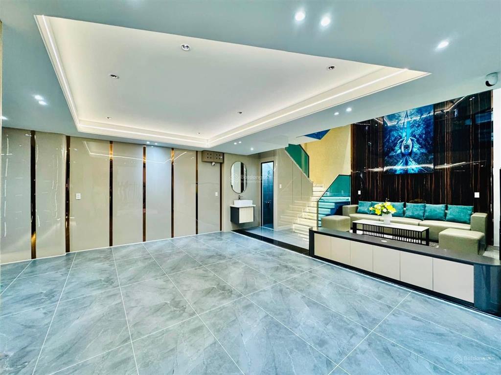 Nhà xây mới 5 tầng 57,3m2 căn góc 2 mặt đường số 30, ngay chợ an nhơn