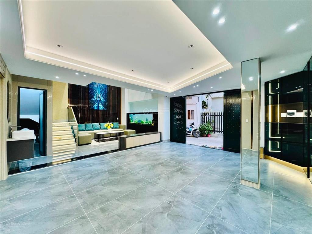 Nhà xây mới 5 tầng 57,3m2 căn góc 2 mặt đường số 30, ngay chợ an nhơn