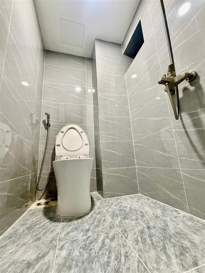 Nhà 1 lầu 15.5m² hẻm 2m sát mặt tiền đường lạc long quân, gần ngã 4 âu cơ