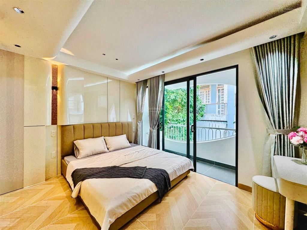 Siêu phẩm xây mới 5 tầng 47,4m2 đường quang trung, ngay bệnh viện hồng đức