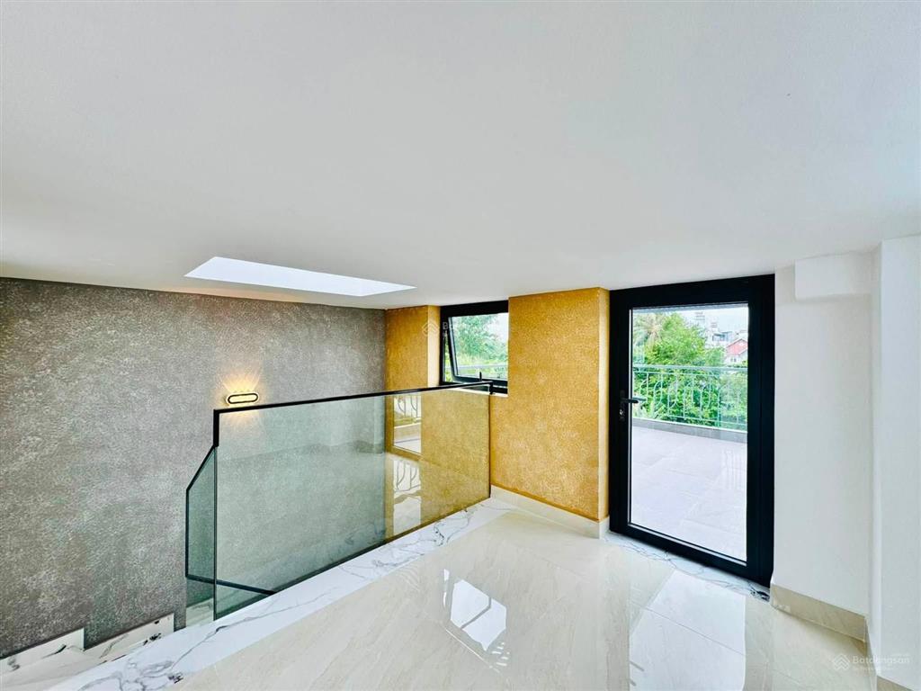 Nhà xây mới 5 tầng 52,7m2 hẻm xe hơi 5m sát mặt tiền lê đức thọ, ngay chợ an nhơn