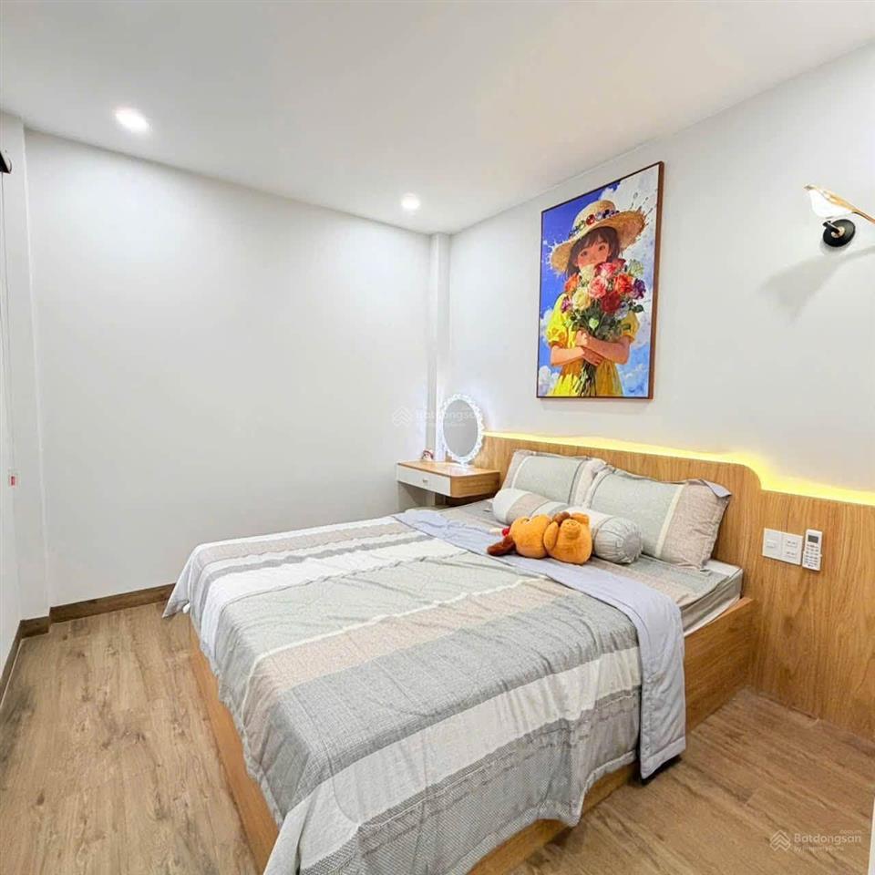 Bán lỗ giảm giá 550tr, nhà 2 lầu 52,7m2 hẻm xe hơi đường số 59, sát chợ thạch đà