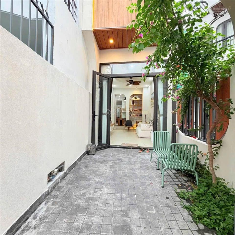 Bán lỗ giảm giá 550tr, nhà 2 lầu 52,7m2 hẻm xe hơi đường số 59, sát chợ thạch đà