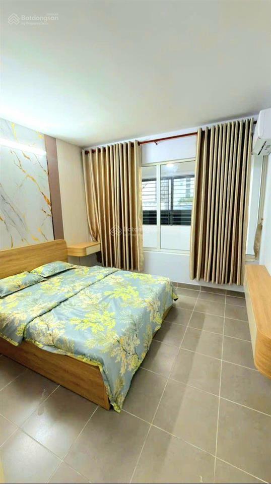 Nhà 3 lầu 32.4m2 hẻm 2.5m sát mặt tiền đường số 4, ngay công viên làng hoa