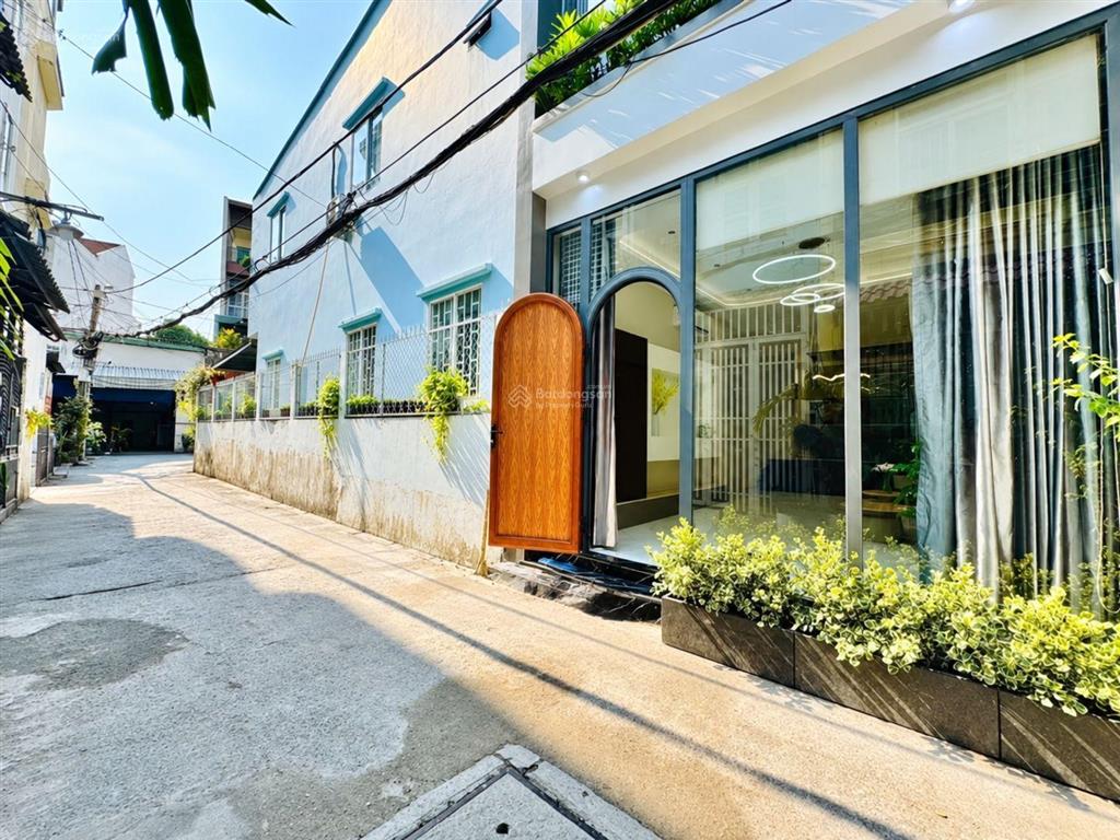 Siêu phẩm xây mới smarthome 3 lầu 49m2 hẻm xe hơi gần cv làng hoa