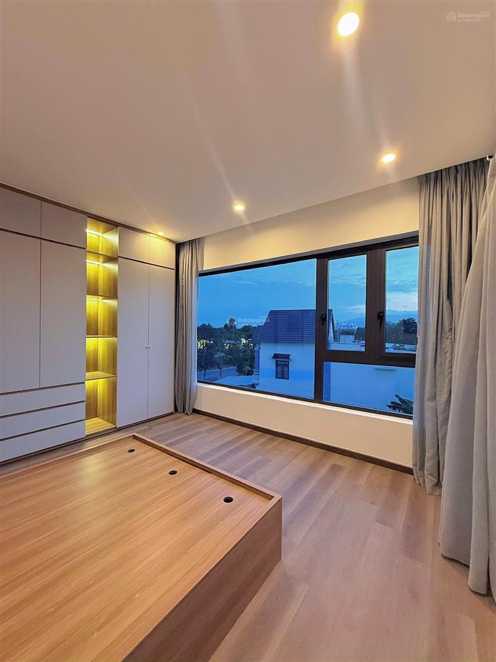 Villa nhà vườn đẹp vị trí hiếm ngay trung tâm hoà xuân