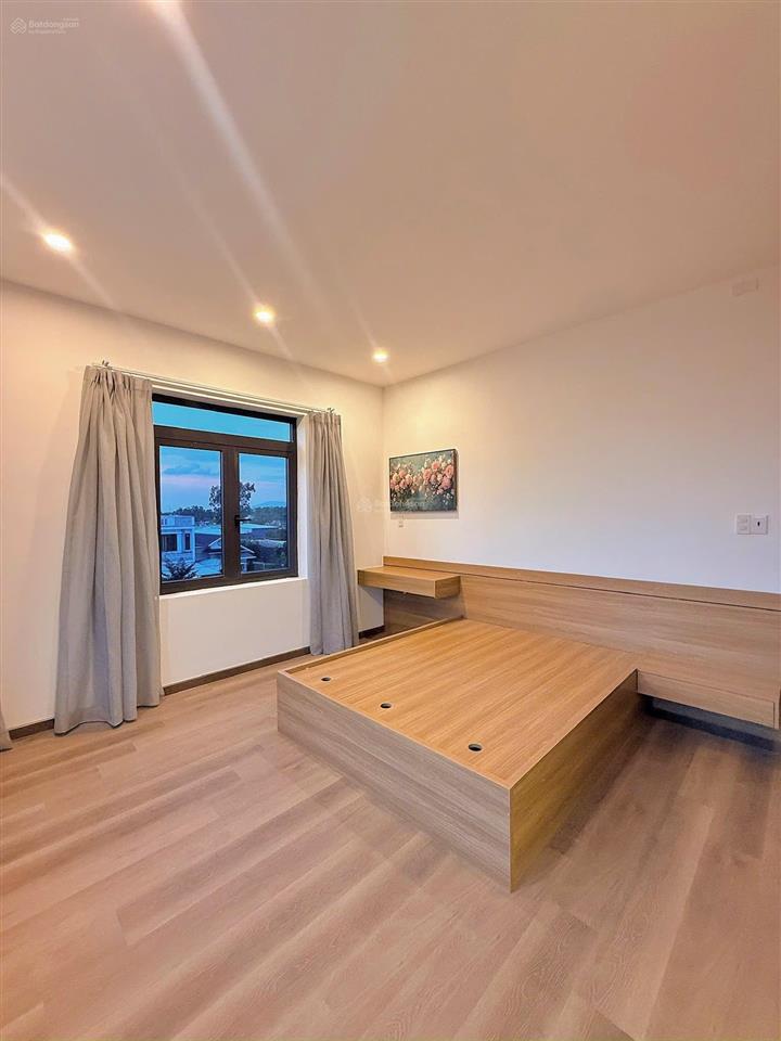 Villa nhà vườn đẹp vị trí hiếm ngay trung tâm hoà xuân