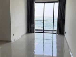 3pn nhà trống, nội thất cơ bản trống sẵn.