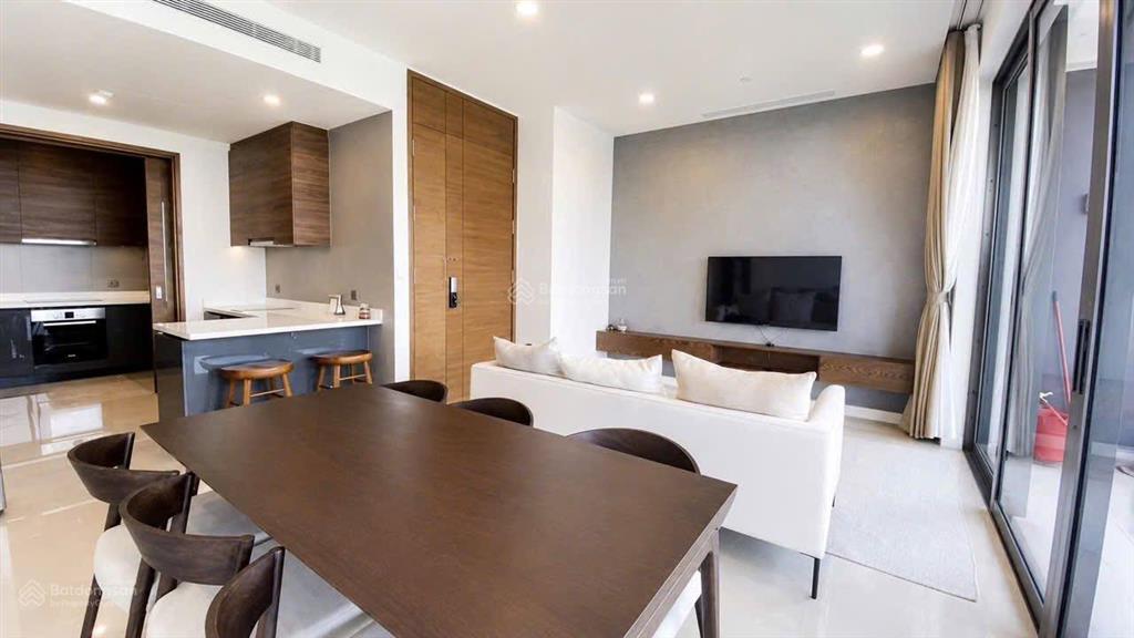 3pn full nội thất mới, 127m2, tầng cao view sông trống sẵn