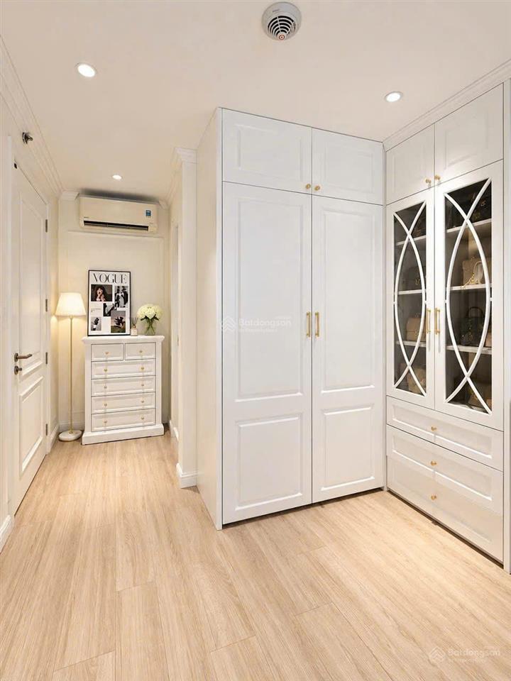 Duplex 3pn 130m2, nội thất hiện đại, trống sẵn dọn vào thuê giá tốt tại tòa t5.