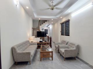 Hiếm  hạ chào 500 triệu duy nhất nhà long biên 40m2  ở luôn  chỉ 7,3 tỷ
