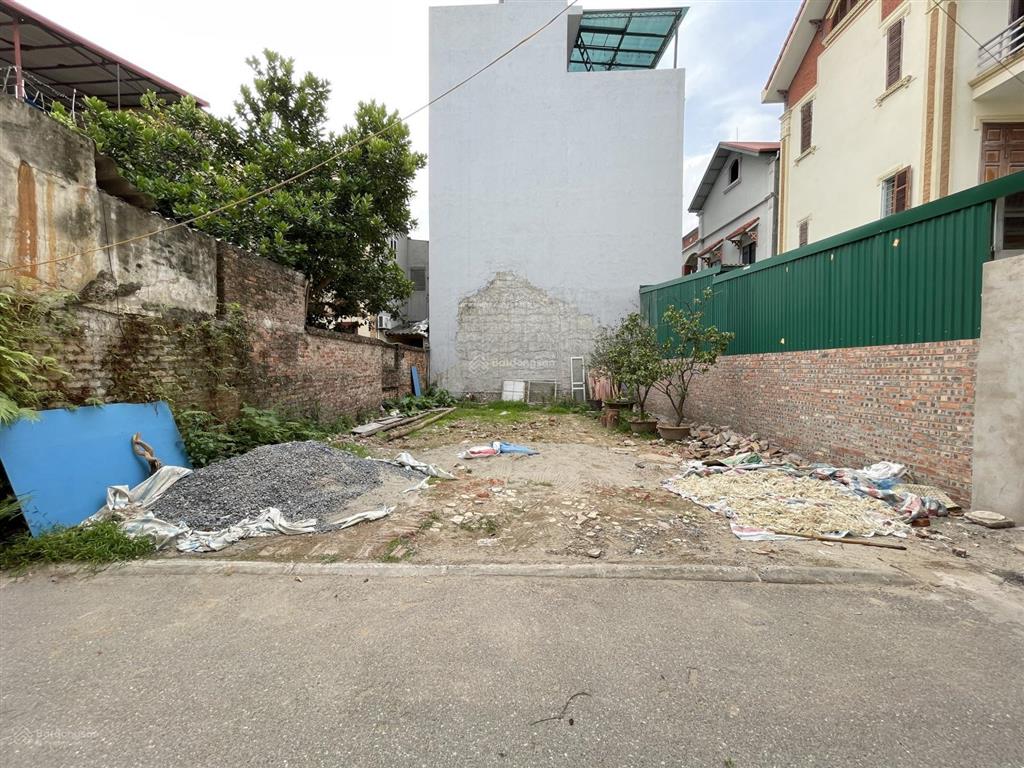 9 tỷ  105 m2 đất  ô tô thông  mặt tiền 8m nở hậu cực đẹp