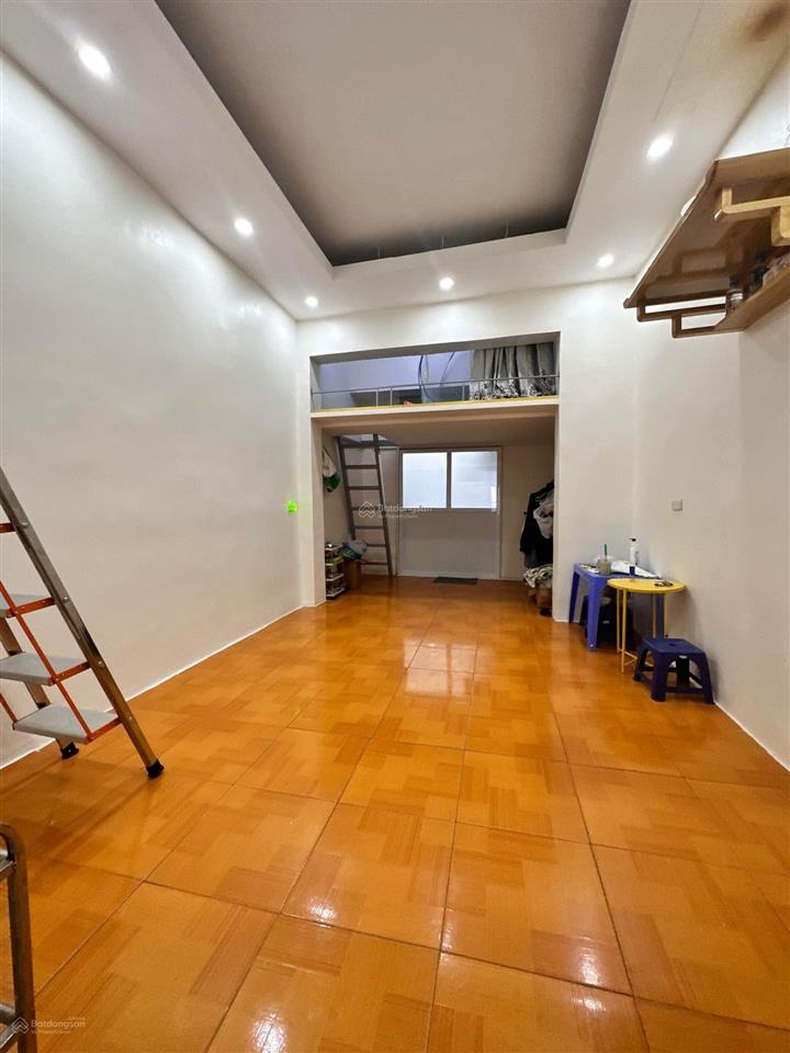Cần bán căn hộ dãy b2 tập thể may 10, 35m2, chỉ 1,38 tỷ