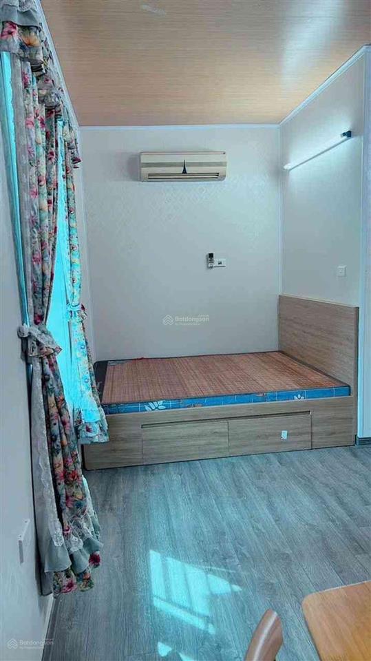 Cần bán căn hộ tập thể ngõ 12 thạch bàn, 30m2, chỉ 1,98 tỷ