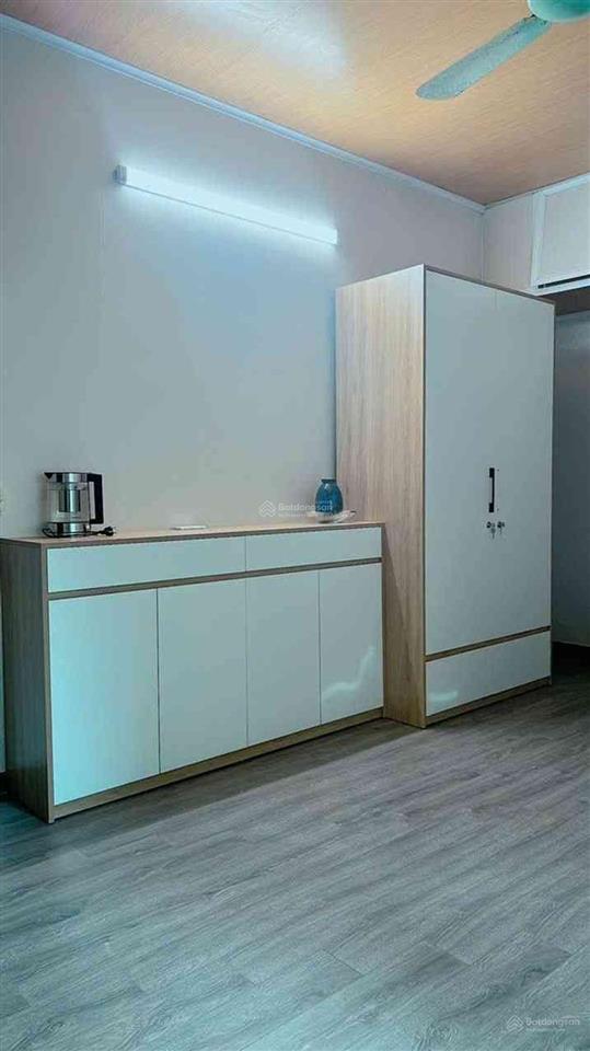 Cần bán căn hộ tập thể ngõ 12 thạch bàn, 30m2, chỉ 1,98 tỷ