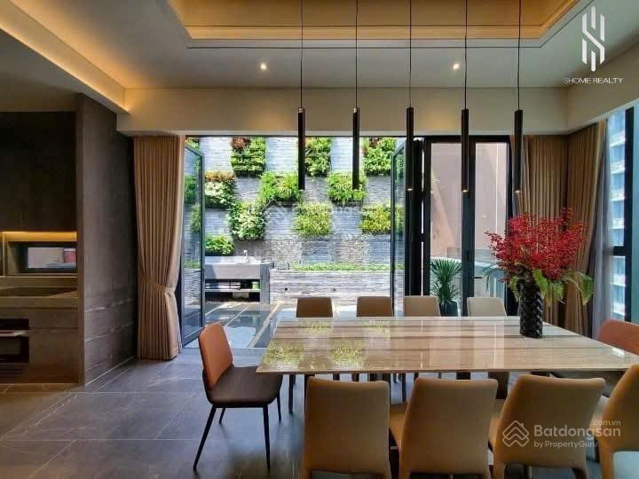 The river cho thuê penthouse  3pn sân vườn riêng, tầng cao