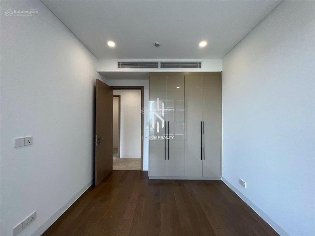 Cho thuê the river  3pn 2wc tầng cao thoáng mát  vào ở liền