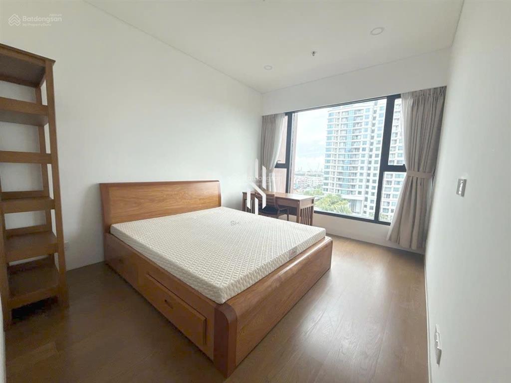 Cho thuê the river  2pn full nội thất  tầng cao, view đẹp