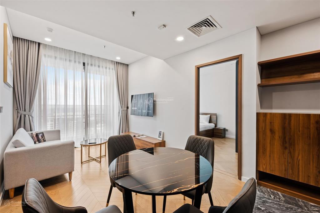 Cho thuê căn hộ 1pn mới full nội thất ngay cư xá đô thành, tiếp giáp quận 1, quận 10